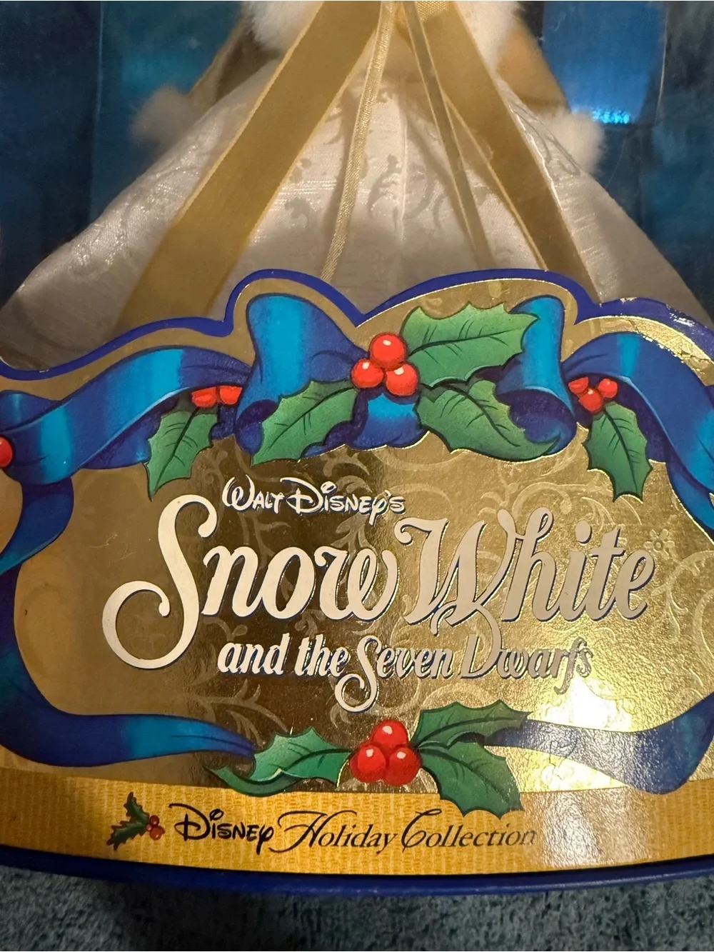 Snow White Holiday Princess Barbie Mattel # 19898  Disney NRFB Box Damaged
